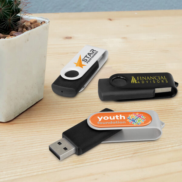 Helix 8GB Flash Drive - 44233_89695.jpg